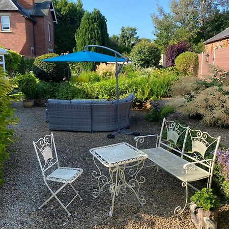 The Coach House At Copper Hall Leominster Extérieur photo