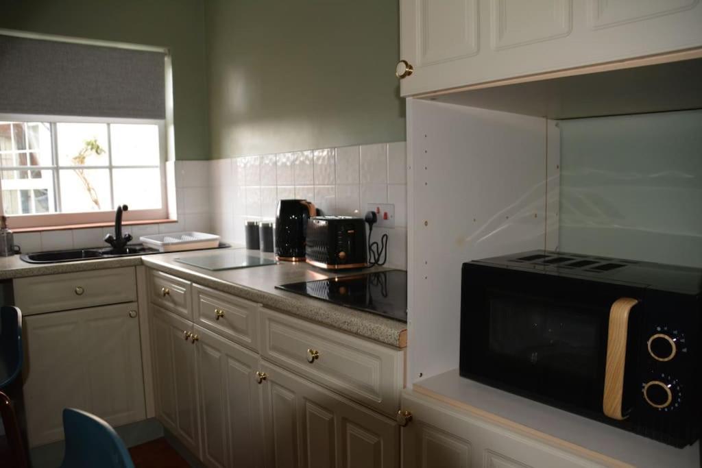 The Coach House At Copper Hall Leominster Extérieur photo