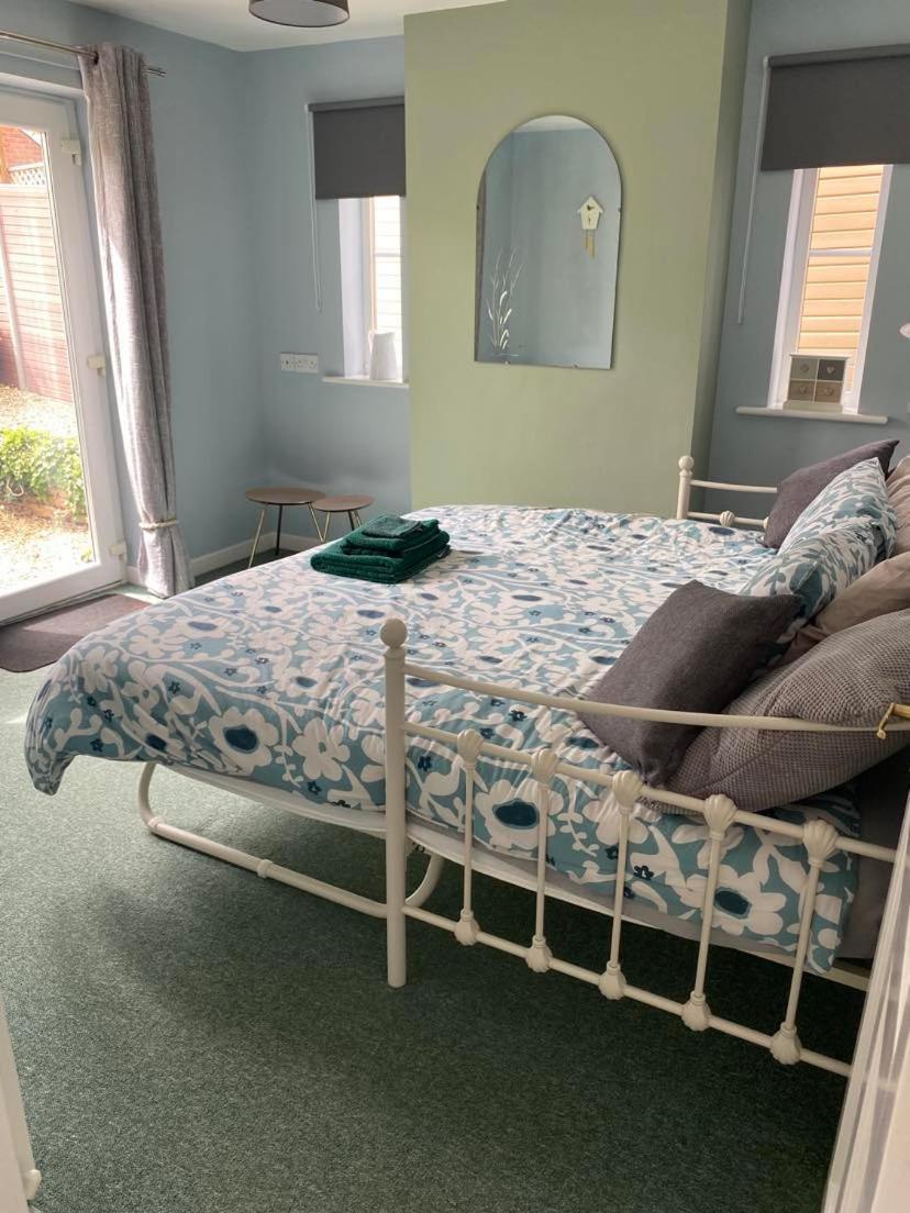 The Coach House At Copper Hall Leominster Extérieur photo